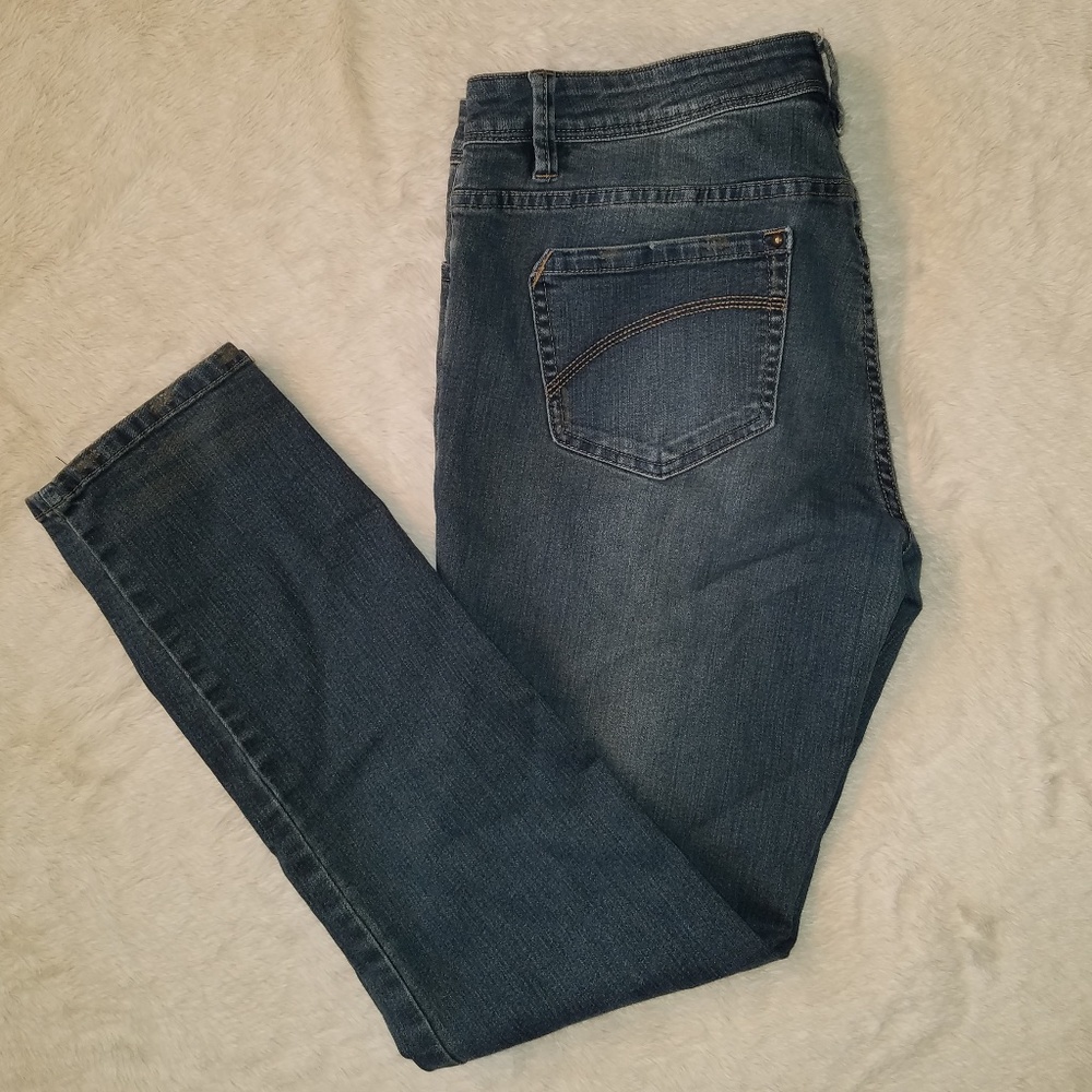 5/$25 Skinny Jeans